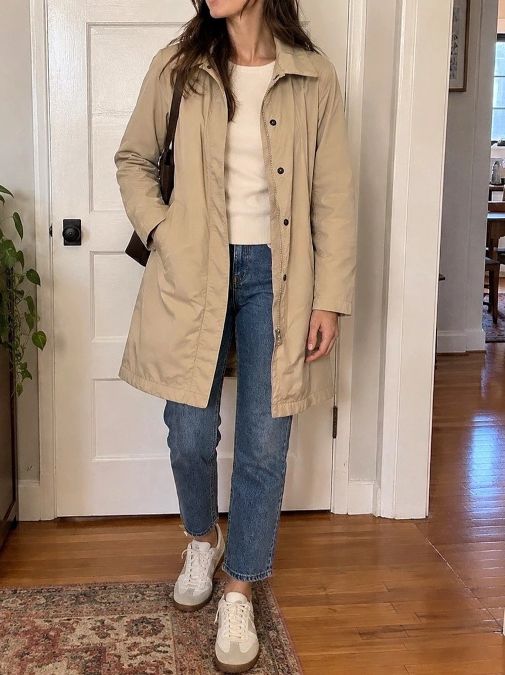 Gap Women's Lightweight Trench Coat in Beige Size XS Like New